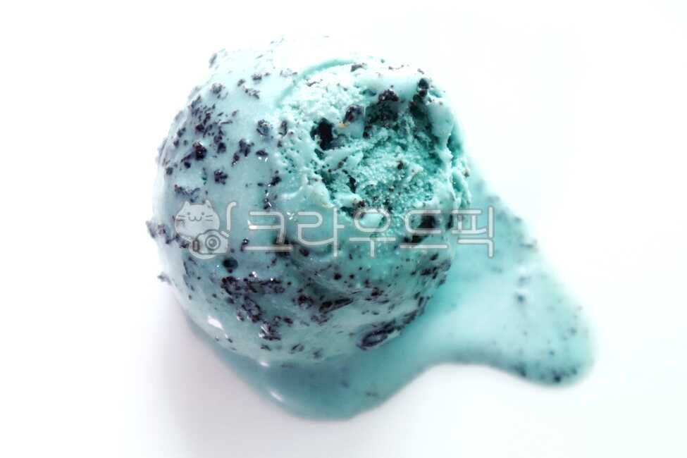 Mint Choco,ice cream,dessert,snack,grassroots,Mint chocolate ice cream,summer,food