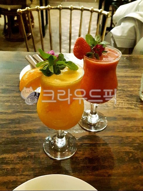 ade,fruit juice,Juice,juice,drink,Orange juice,cocktail,beverage,Fresh fruit juice,Strawberry Juice