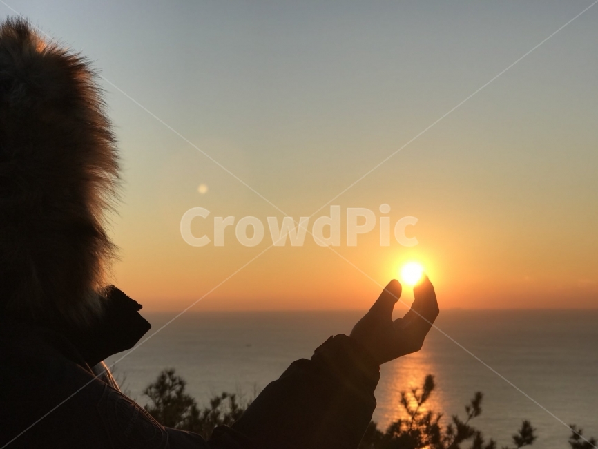 여행,travel,여행사진,국내여행,혼자여행,사진,배경사진,배경,이쁜사진,색감,색감좋은사진,통영,통영여행,일출,거제도,병대도전망대,태양,스냅사진,스냅샷,아침,여행자,여행가,남자,사람,실루엣,자연,풍경,nature,landscape,사람,인물,인간,human,person,연출,컨셉,콘셉,direction,concept,outdoors,옥외,flare,플레어,light,빛