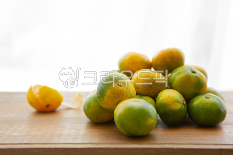 mandarin,citrus fruits,Jeju Island Specialties,fruit,jeju island,food,tangerines,citrus,citrusfruit,fresh tangerine,confinement,Jeju special products,plant,green tangerine