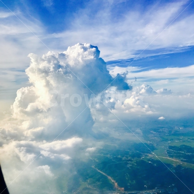 구름,하늘,sky,cloud,하늘색,skyblue,비행기,airplane,skyview,자연,풍경,nature,landscape,outdoors,옥외,azure sky,푸른 하늘