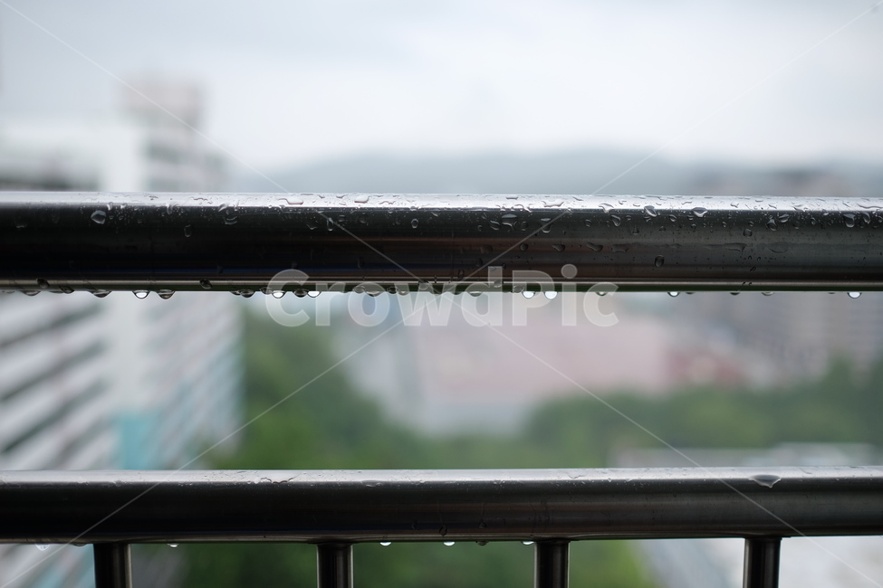 난간,비,물방울,빗방울,handrail,banister,railing