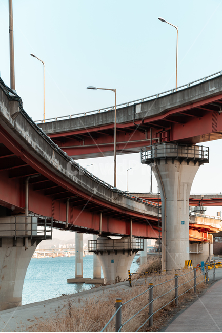 다리,한강,물,강,하늘,배경화면,건물,sky,풍경,landscape,korea,도시,서울,한국도시풍경,한국도시경관,cityscape,실외,야외,city,도시,풍경,city,landscape,한국도시풍경,한국도시경관,korea cityscape,건축물,건물외관,exterior,building,structure,architecture,construction,road,도로,freeway,고속 도로,overpass,고가 도로