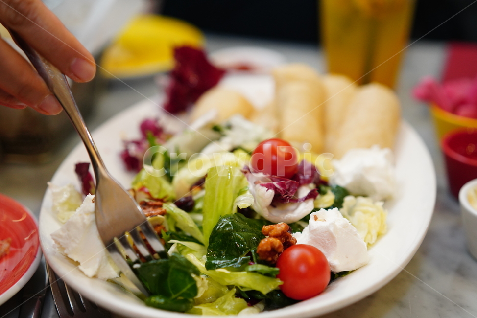 샐러드,salad,과일,야채,채소,치즈,음식,건강식,색감,컬러,레드,원색,접시,먹방,다이어트,먹거리,양식,건강,헬스웨어,헬스케어,healthware,health care,음식,식재료,요리,food,cook,meal,dishes,food reserves