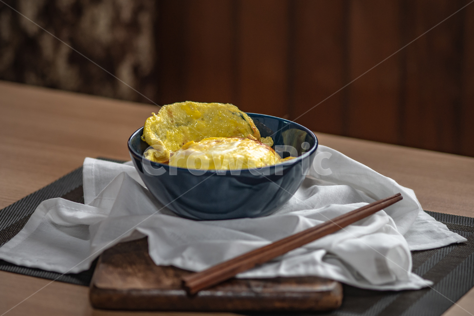 오므라이스,오믈렛,계란,omurice,omelet,고소한,맛있는,오무라이스,오믈렛요리,일식,일본식요리,일본오믈렛,일본오므라이스,젓가락,달걀요리,음식,식재료,요리,food,cook,meal,dishes,food reserves