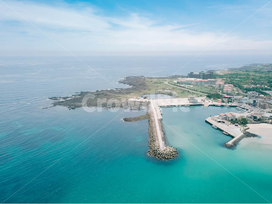 제주도,바다,하늘,드론,에메랄드,드론촬영,자연,풍경,nature,landscape,제주도,jeju,jeju island,outdoors,옥외,land,땅,sea,ocean,대양,water,물,shoreline,해안선,경치,coast,연안