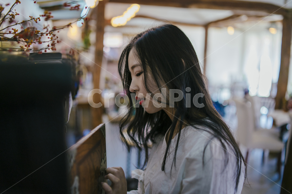 한복,설날,감성사진,인물사진,휴식,힐링,생활한복,명절,차,tea,portrait,사람,인물,인간,human,person,여성,여자,woman,female,lady,감성,sensible,feeling