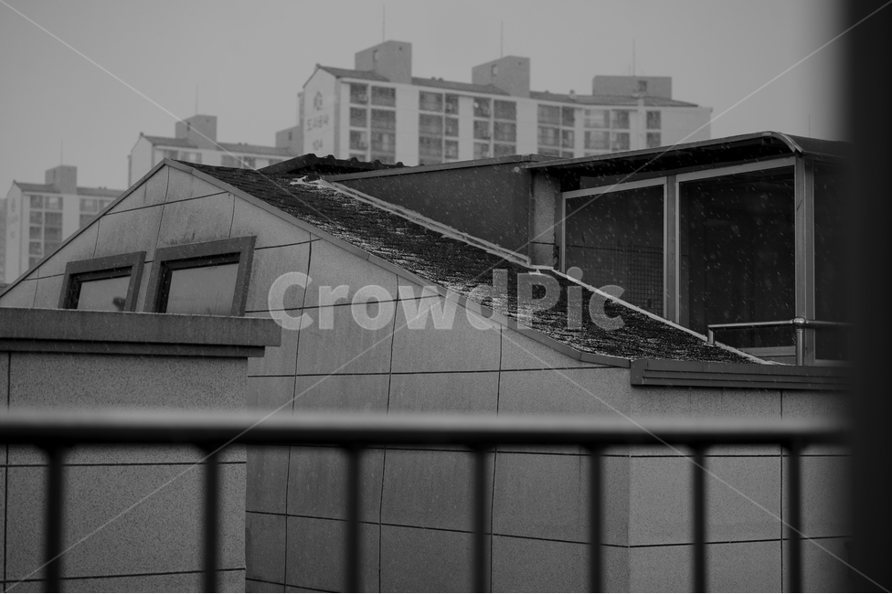 난간,베란다,눈,겨울,흑백,흑백,모노톤,monochrome,black and white