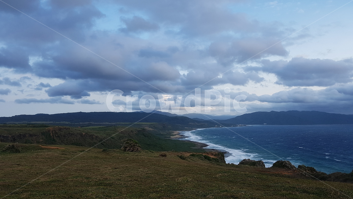 하늘,구름,바닷가,바다,여름,휴가,휴양지,자연,풍경,nature,landscape,land,땅,outdoors,옥외,promontory,곶,ocean,대양,sea,water,물,shoreline,해안선