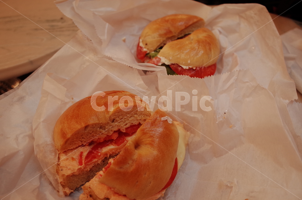 베이글,bagle,newyork,newyork,뉴욕,아침식사,breakfast,간편식,햄버거,연어,테이크아웃,테익아웃,takeout,빵,bread,burger,버거,음식,food