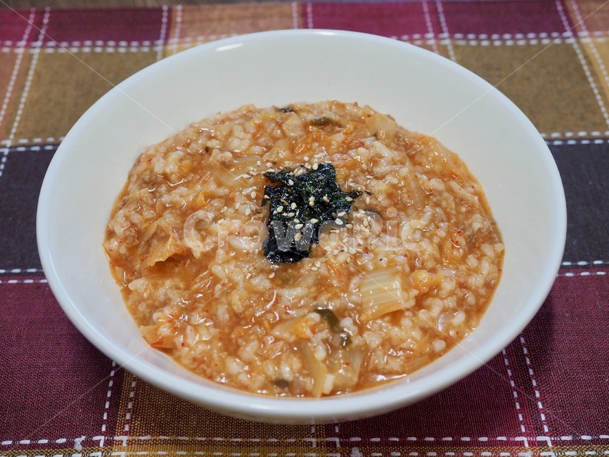 김치죽,죽,김가루,한국음식,식품,한식,한국문화,한국,배경,음식문화,웰빙,문화,아시아,아시아음식,접시,전통,음식,요리,음식,식재료,요리,food,cook,meal,dishes,food reserves,한식,한국음식,한국요리,korean food,korean dishes,korean meal,korean cook