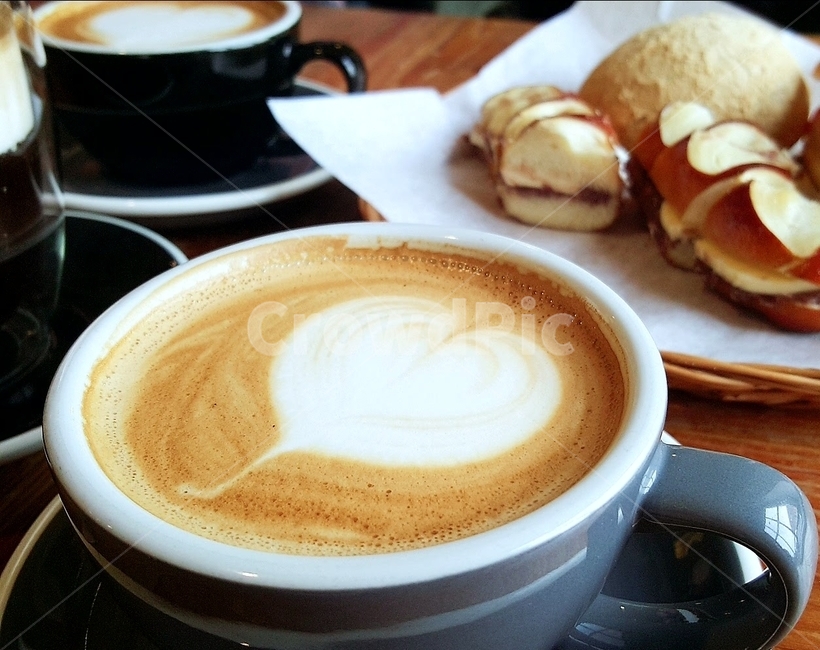 커피,빵,라떼,하트,커피잔,커피,카페,coffee,cafe