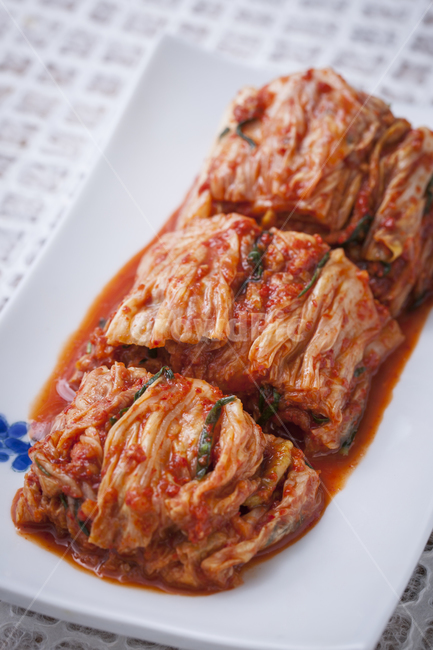 음식,김치,포기김치,배추,배추김치,빨강색,반찬,발효음식,food,음식,식재료,요리,food,cook,meal,dishes,food reserves,한식,한국음식,한국요리,korean food,korean dishes,korean meal,korean cook