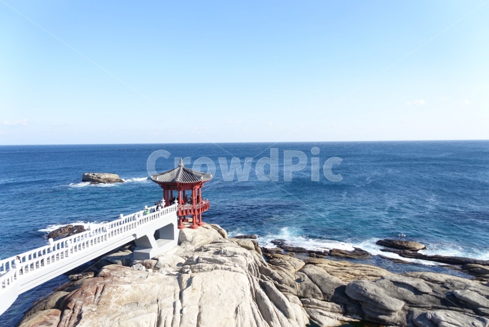 바다,바위,영금정,정자,다리,sea,rock,bridge,자연,풍경,nature,landscape,한국자연풍경,한국자연경관,korea nature landscape,promontory,곶