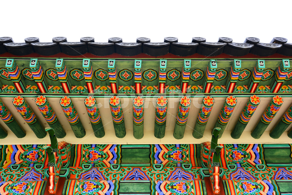 단청,패턴,전통,고궁,문양,칼라풀,colorful,한국적,코리안,pattern,texture,korean,tour,관광지,서울,창경궁,경복궁,보존,culture,traditional,기하학,추상,배경,바탕,백그라운드,background,디자인,라인,선,면,무늬,리듬,역사,문화유산,아름다움,한국의미,장인,east,동양적,아시아,빈티지,vintage,앤틱,유물,기와,기와집,처마,지붕,beautiful,한국전통,한국문화,korean traditional,korean culture,건축물,건물외관,exterior,building,structure,architecture,construction
