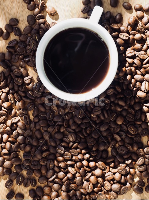 커피원두,원두,커피콩,로스팅원두,로스팅,커피,아메리카노,배경,음료,coffeebeans,coffeebean,roastingbeans,roasting,coffee,americano,background,beverage,커피,카페,coffee,cafe