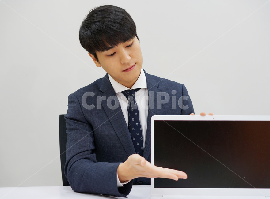 남자,남성,비즈니스,신입사원,직장인,회사원,사무실,업무,스트레스,양복,정장,work,사회생활,직장생활,사람,인물,인간,human,person,남성,남자,man,male,산업,industry,industrial,비즈니스,사업,business,service,work
