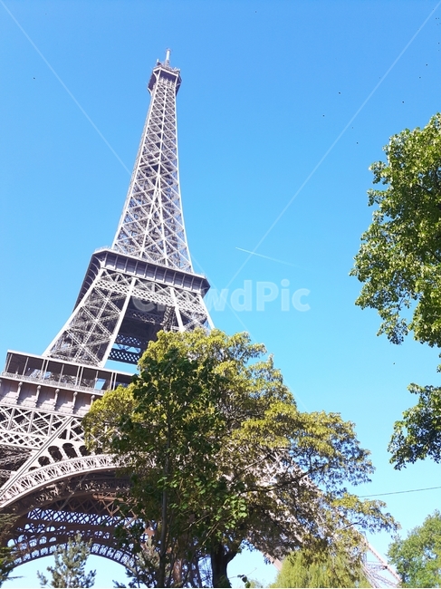 에펠탑,프랑스,eiffeltower,france,건축물,monument,landscape,french,배경화면,background,나무,풍경,하늘,파란하늘,bluesky,sky,랜드마크,landmark,tourist attraction,해외,외국,세계,foreign,oversea,world,세계랜드마크,해외랜드마크,외국랜드마크,world landmark,world tourist attraction,건축물,건물외관,exterior,building,structure,architecture,construction,건물,tower,탑,steeple,뾰족한 탑,spire,첨탑