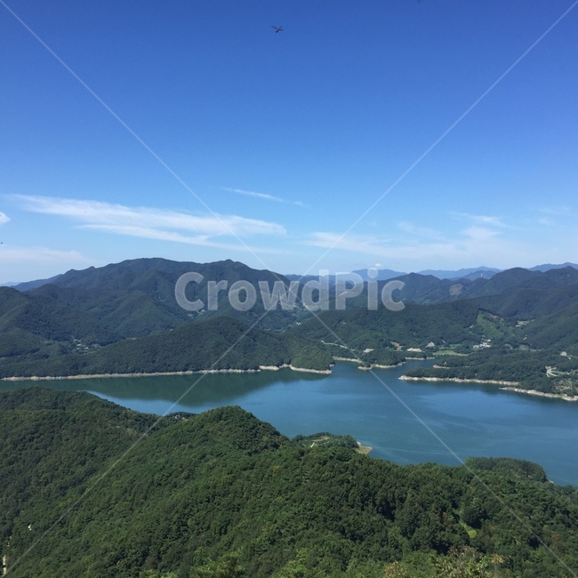 자연,nature,강,산,나무,땅,land,water,숲,하늘,구름,자연,풍경,nature,landscape,outdoors,옥외,물,sea,바다,ocean,대양,shoreline,해안선,promontory,곶