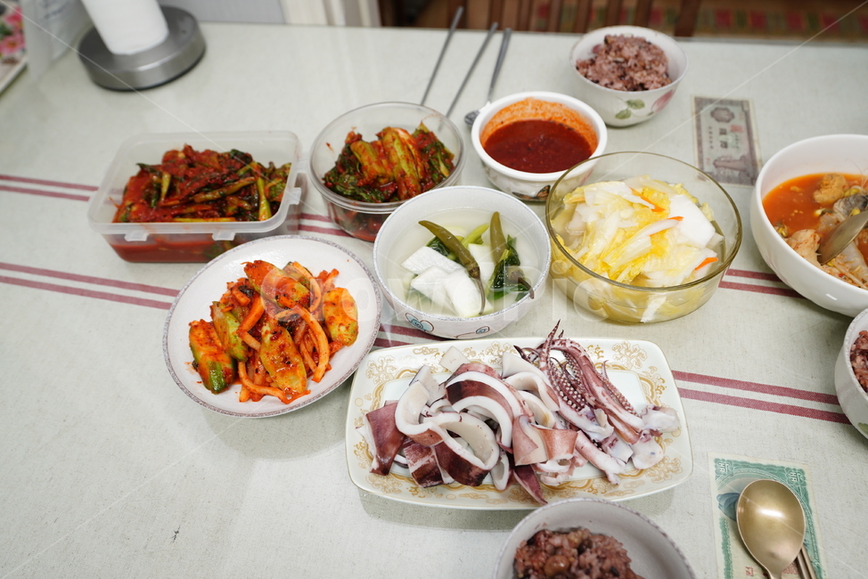 집밥,한식,음식,요리,정성,먹방,야채,백김치,김치,한국,식사,먹거리,음식,식재료,요리,food,cook,meal,dishes,food reserves,한식,한국음식,한국요리,korean food,korean dishes,korean meal,korean cook