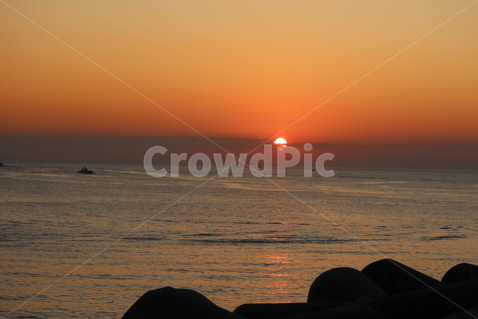 nature,자연,outdoors,옥외,sunset,하늘,redsky,붉은하늘,새벽,sunlight,햇빛,일출,해,자연,풍경,nature,landscape