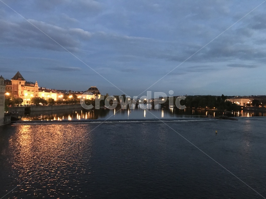 다리,bridge,야경,프라하,강,river,night,lights,light,빛,밤