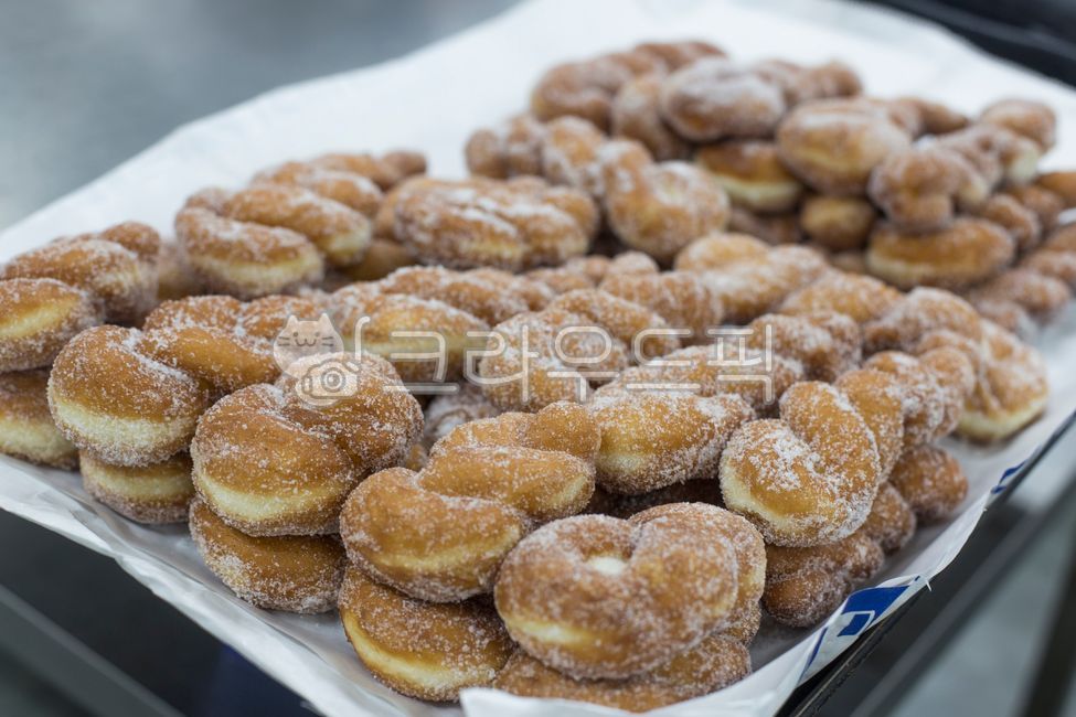 꽈배기,빵,도넛,도너츠,제빵,빵도넛,음식,식품,빵류,디저트,튀김,음식,식재료,요리,food,cook,meal,dishes,food reserves