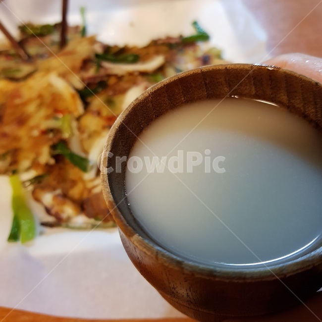 부침개,파전,해물파전,막걸리,막걸리안주,음식,식재료,요리,food,cook,meal,dishes,food reserves,한식,한국음식,한국요리,korean food,korean dishes,korean meal,korean cook