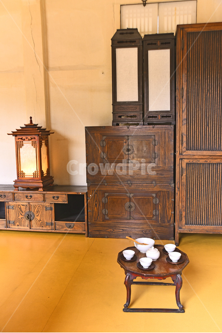 한국전통,전통마을,민속마을,하우스,집,내부,전통가구,데코레이션,traditional,korean,한옥집,보존,빈티지,장식물,배경,바탕,백그라운드,고전,올드,old,wood,목재,방안,한옥마을,은은한,vintage,한국전통,한국문화,korean traditional,korean culture,인테리어,실내디자인,interior design