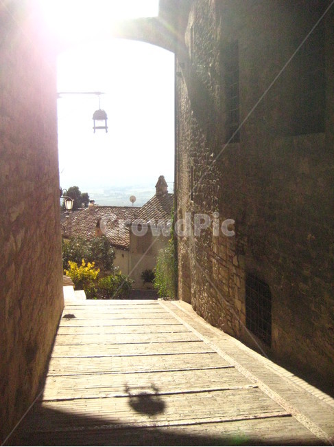 italy,이태리,유럽,건축,유럽건축,건축물,architecture,건물,building,walkway,보도,path,통로,골목길,alley,해외,외국,세계,foreign,oversea,world