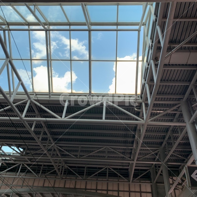 nature,자연,outdoors,옥외,weather,날씨,옥상,하늘,구름,창문,건축물,building,건물,window,architecture,sky,건축물,건물외관,exterior,building,structure,architecture,construction