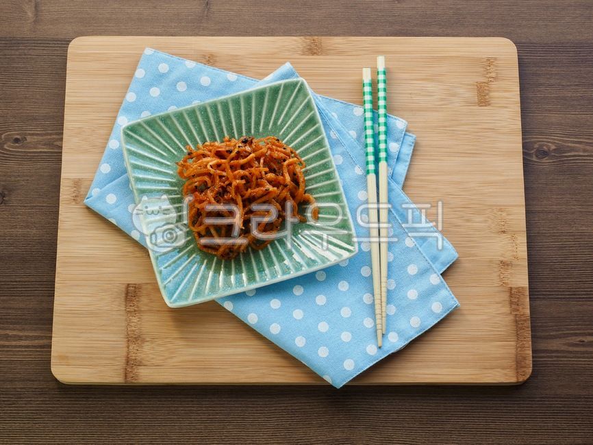 Squid stew and salad,asianfood,sidedish,dried squid,side dish,stirfriedsquid,red,Sesame salt,Korean food,Asian food,cooking,spicy food,koreanfood,seafood,sesamesalt,squid stew,food,Stirfried squid,porcelain bowl,Red,driedsquid,meal,background,calamari,spi