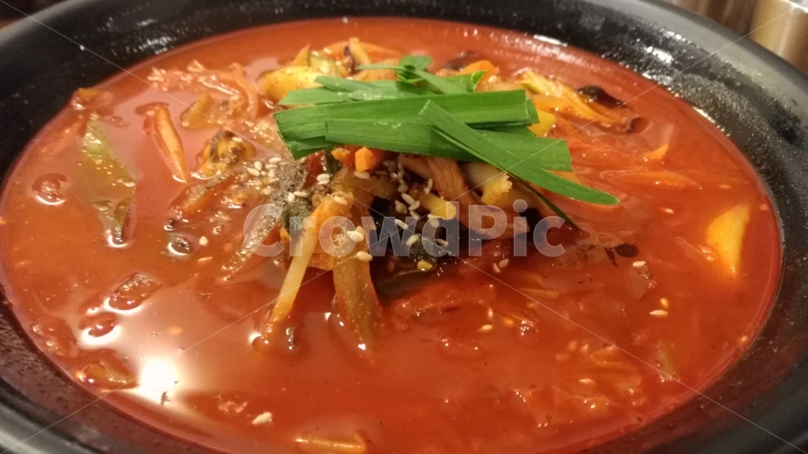 짬뽕,면,중국집,빨간색,맛,먹음직,음식,음식,식재료,요리,food,cook,meal,dishes,food reserves,면류,면요리,noodles,중식,중국음식,중화요리,chinese food,chinese dishes,chinese meal,chinese cook