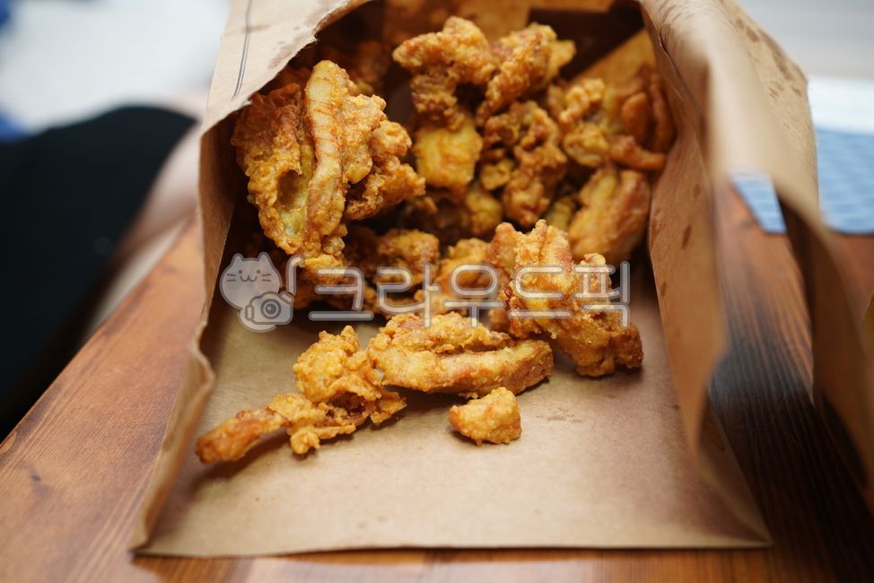 치킨,후라이드,닭고기,고기,육류,육식,먹거리,요리,식사,술안주,음식,간식,food,튀김,음식,식재료,요리,food,cook,meal,dishes,food reserves