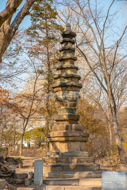 창경궁,고궁,세계문화유산,서울,석탑,한국전통,한국문화,korean traditional,korean culture,조각상,동상,석상,조형물,statue,bronze statue,stone statue