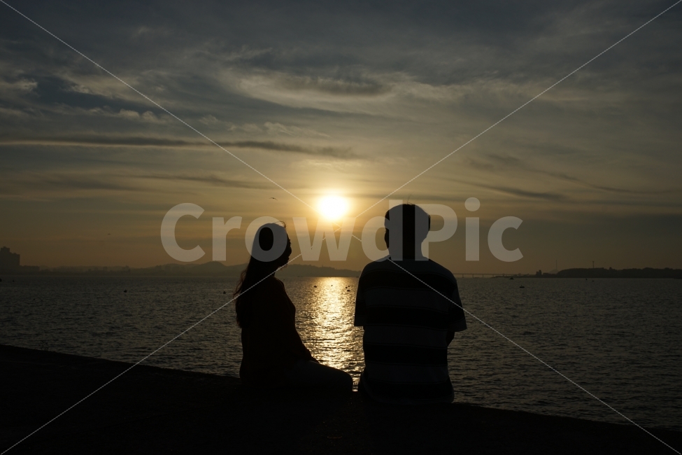 연인,일몰,석양,스냅,여행,사랑,연애,군산,sunset,사람,인물,인간,human,person,연인,커플,사랑,lover,couple,인물실루엣,사람실루엣,character silhouette,human silhouette,nature,자연,outdoors,옥외,light,빛,flare,플레어,sunlight,햇빛