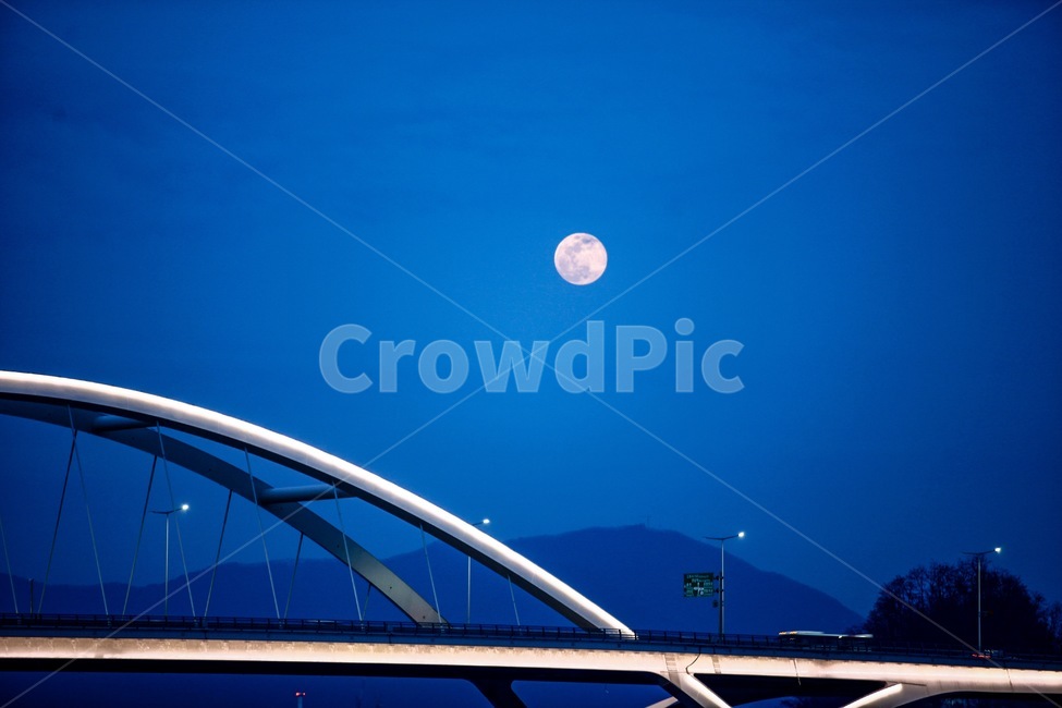 달,자연,풍경,감성,야경,자연,풍경,nature,landscape,야경,밤,nightscape,night,architecture,건축물,building,건물,arch,아치,arched,아치형,bridge,다리,arch bridge,아치교