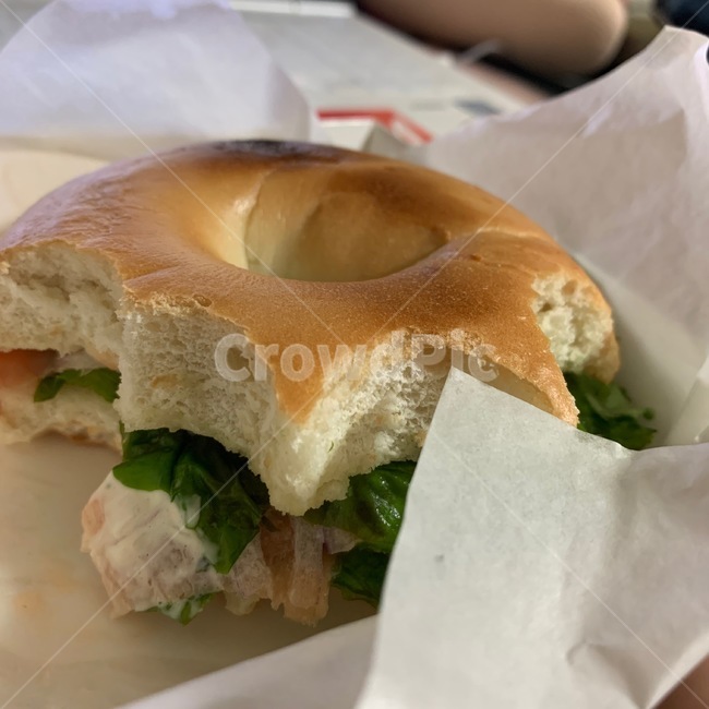 food,음식,베이글,bagels,샌드위치,sandwich,브런치,brunch,아침식사,breakfast,bread,빵,음식점,restaurant,카페,cafe,야채,vegetable,빵집,bakery