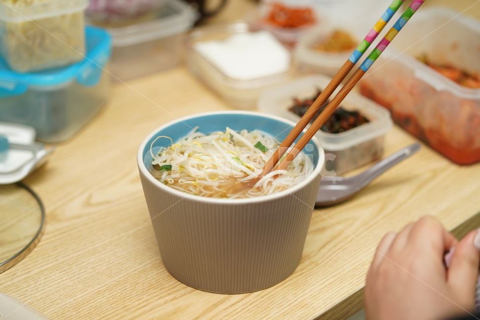 쌀국수,면요리,음식,푸드,noodle,먹거리,food,국물요리,요리,식사,간식,면발,젓가락,음식,식재료,요리,food,cook,meal,dishes,food reserves