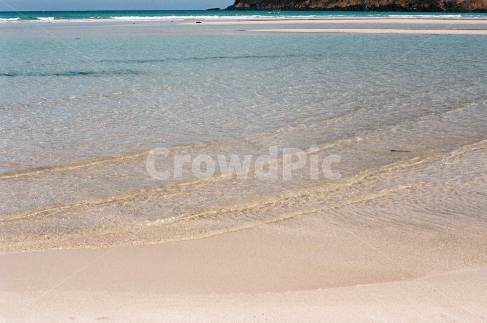 제주,제주풍경,필름사진,filmphotography,filmphoto,제주바다,제주도,함덕,함덕해수욕장,서우봉,에메랄드빛,바다,jejudo,beach,sea,hamdeokbeach,함덕해변,hamdeok,jejuisland,물결,파도,잔잔한,wave