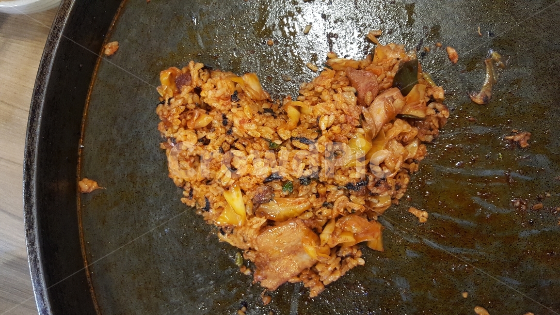볶음밥,하트모양,음식,하트,밥,음식,식재료,요리,food,cook,meal,dishes,food reserves,한식,한국음식,한국요리,korean food,korean dishes,korean meal,korean cook