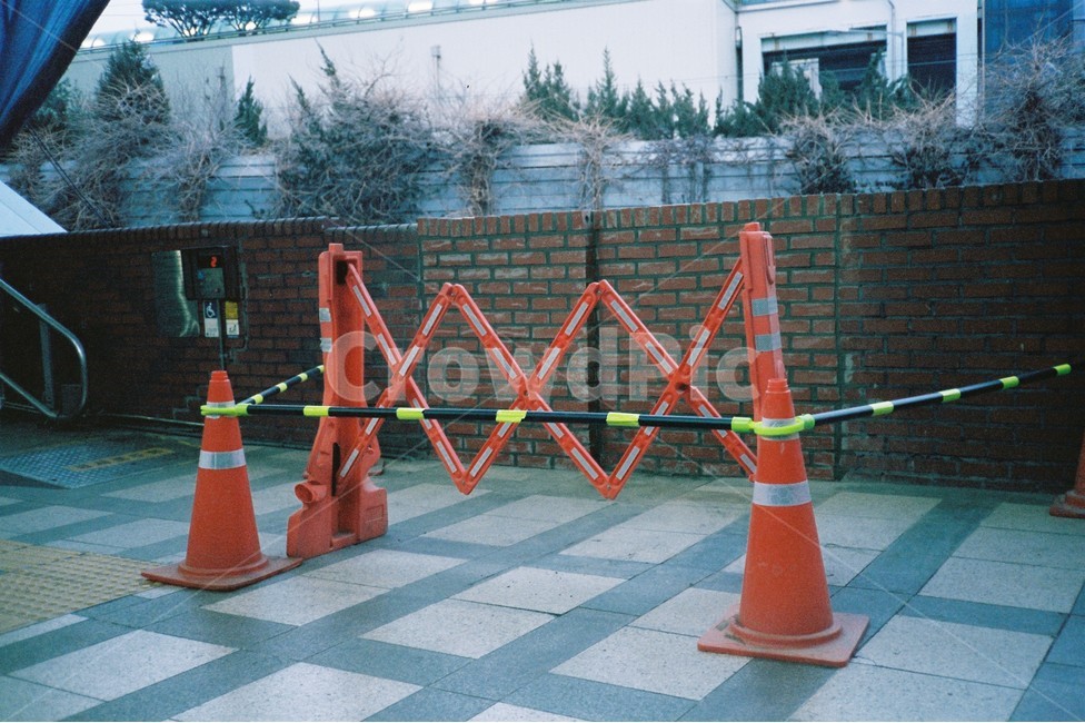 필름카메라,감성사진,지하철,지하철역,자연광