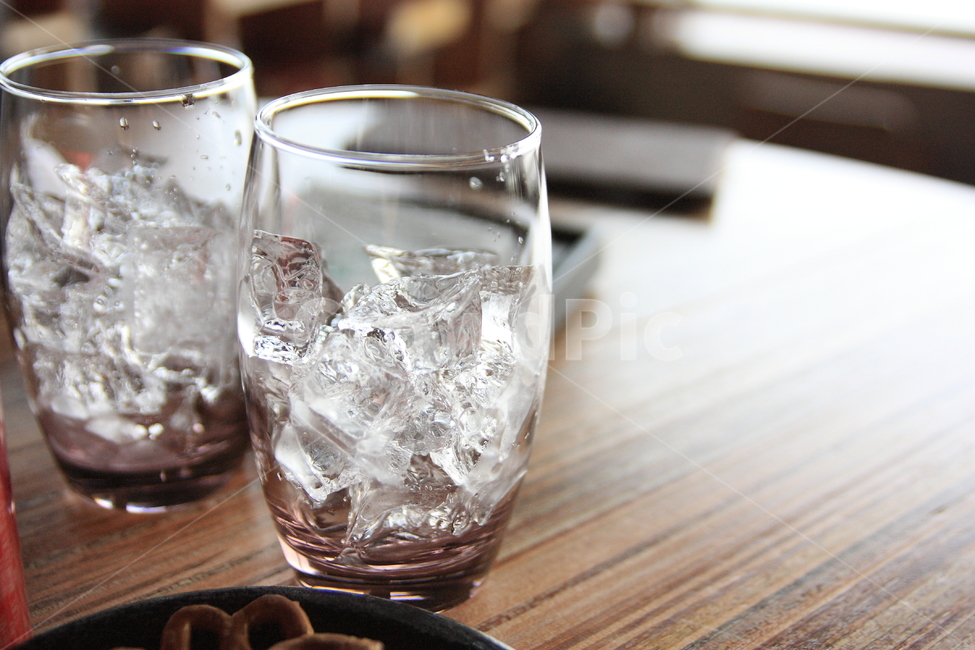 glass,유리,얼음,카페,음료수,ice,음료수,drink,beverage