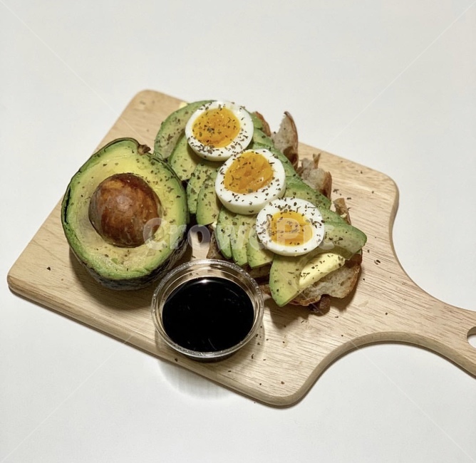 아보카도,계란,빵,샌드위치,바질,소스,파슬리,홈쿠킹,홈메이킹,homecooking,egg,bread,avocado,sandwich