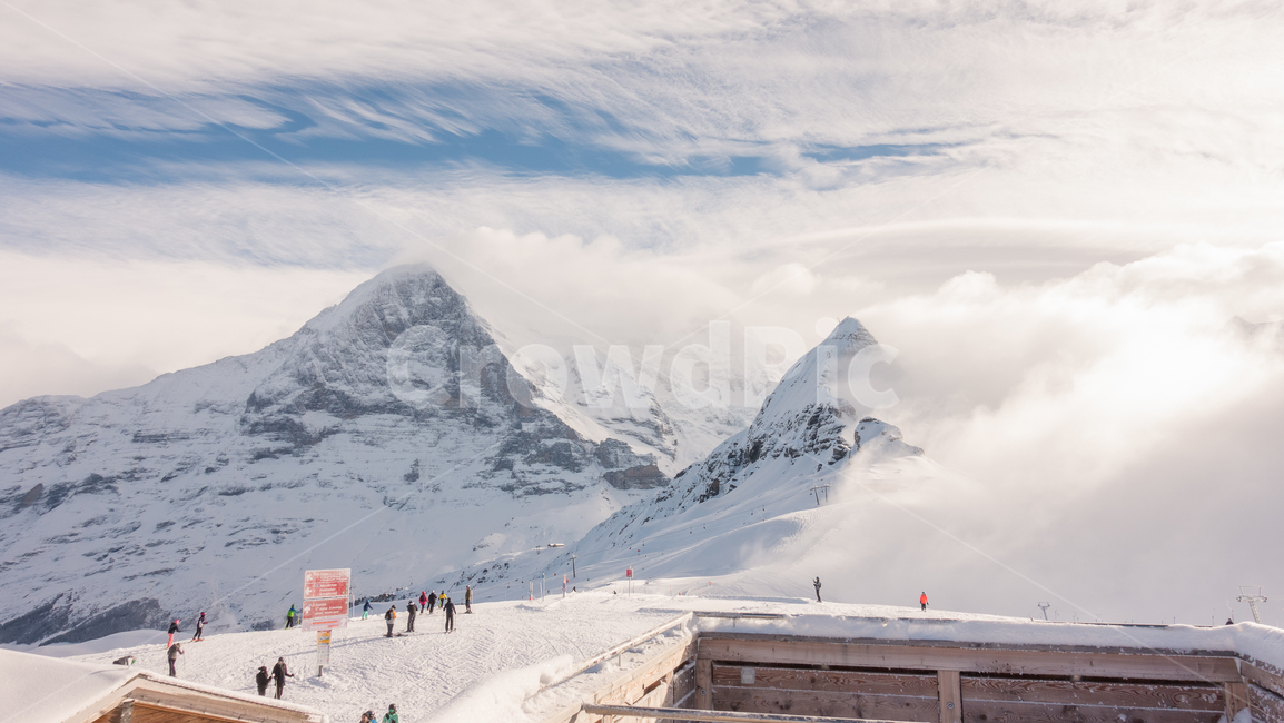 스위스,알프스,융프라우,겨울,눈,겨울왕국,swiss,alps,jungfrau,winter,snow,frozen,nature,자연,outdoors,옥외,human,산,mountain,겨울,계절,winter,season,자연,풍경,nature,landscape,해외,외국,세계,foreign,oversea,world,세계자연풍경,해외자연풍경,외국자연풍경,world nature landscape