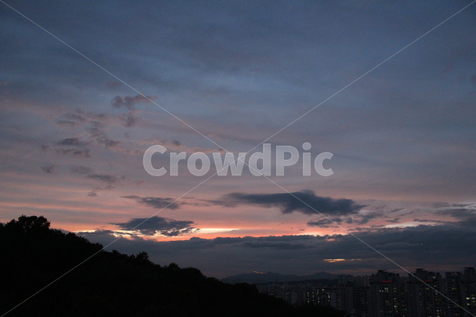nature,자연,outdoors,옥외,redsky,붉은하늘,sunset,일몰,dusk,황혼,dawn,새벽,sky,하늘