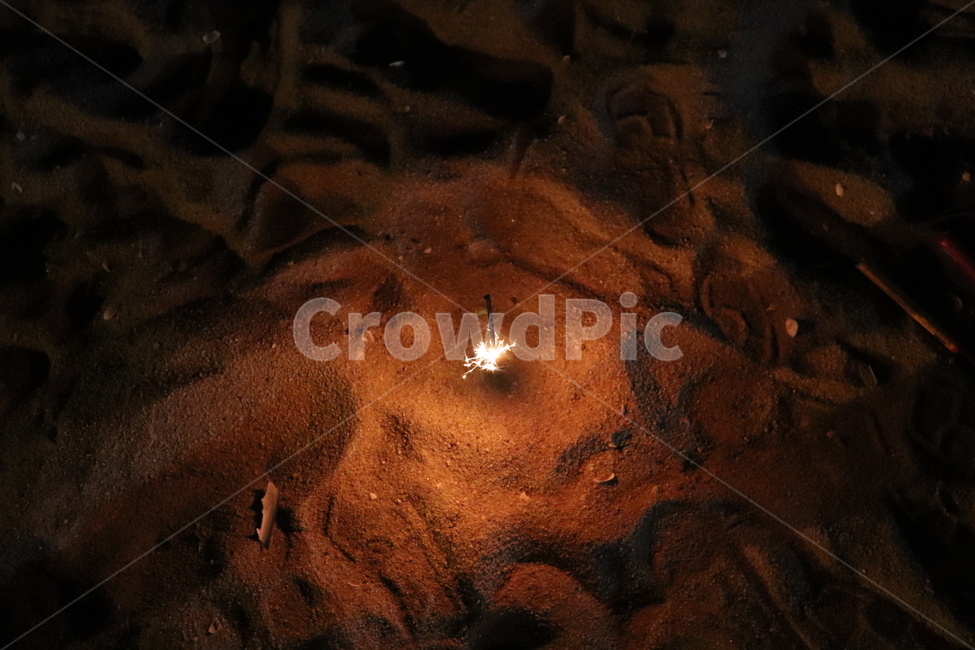 불꽃,불,불꽃놀이,밤,모래사장,모래,파도,스파크,야경,밤,풍경,nightscape,night,landscape,cave,동굴,nature,자연