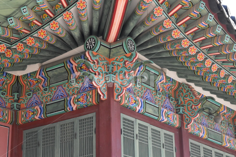 한옥,한국,서울,창덕궁,대한민국,문화유산,Korea,wooden,Koreanstylehouse,colorful,pattern,한국전통,한국문화,korean traditional,korean culture,건축물,건물외관,exterior,building,structure,architecture,construction