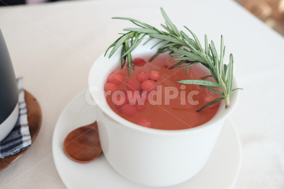 홍차,베리,라즈베리,로즈마리,차,tea,빨간차,redtea,도기류,pottery,허브차