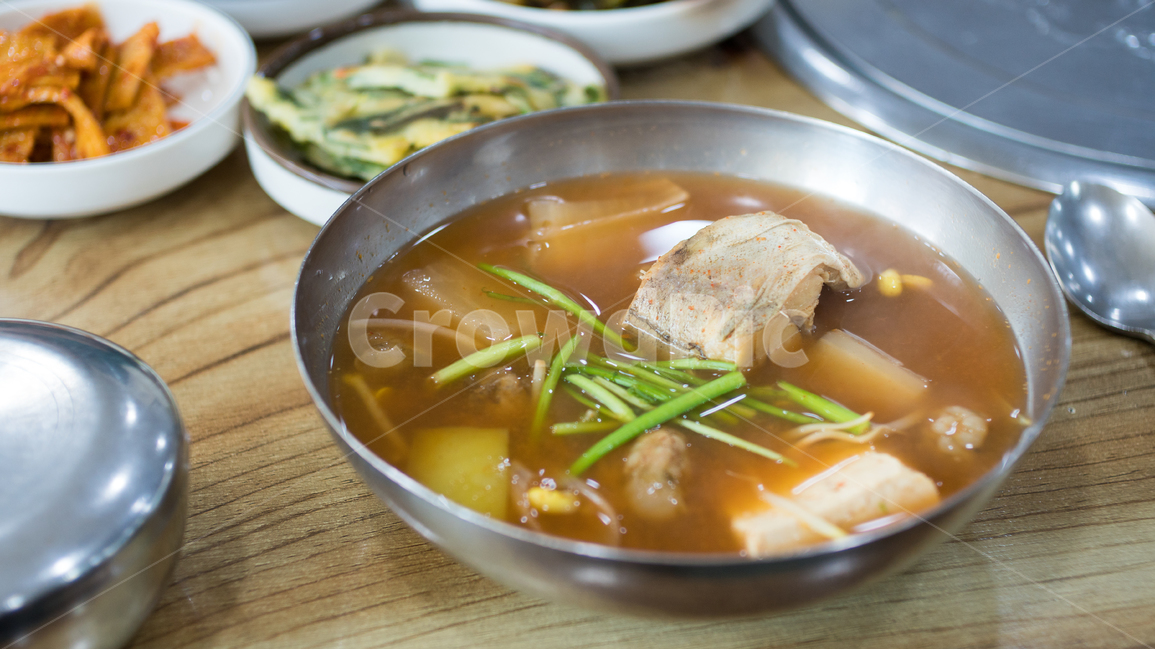 동태,동태탕,해장국,동태찌개,매운탕,해장,한식,국물요리,kfood,음식,식재료,요리,food,cook,meal,dishes,food reserves,수산물,해산물,fishery products,seafood,한식,한국음식,한국요리,korean food,korean dishes,korean meal,korean cook